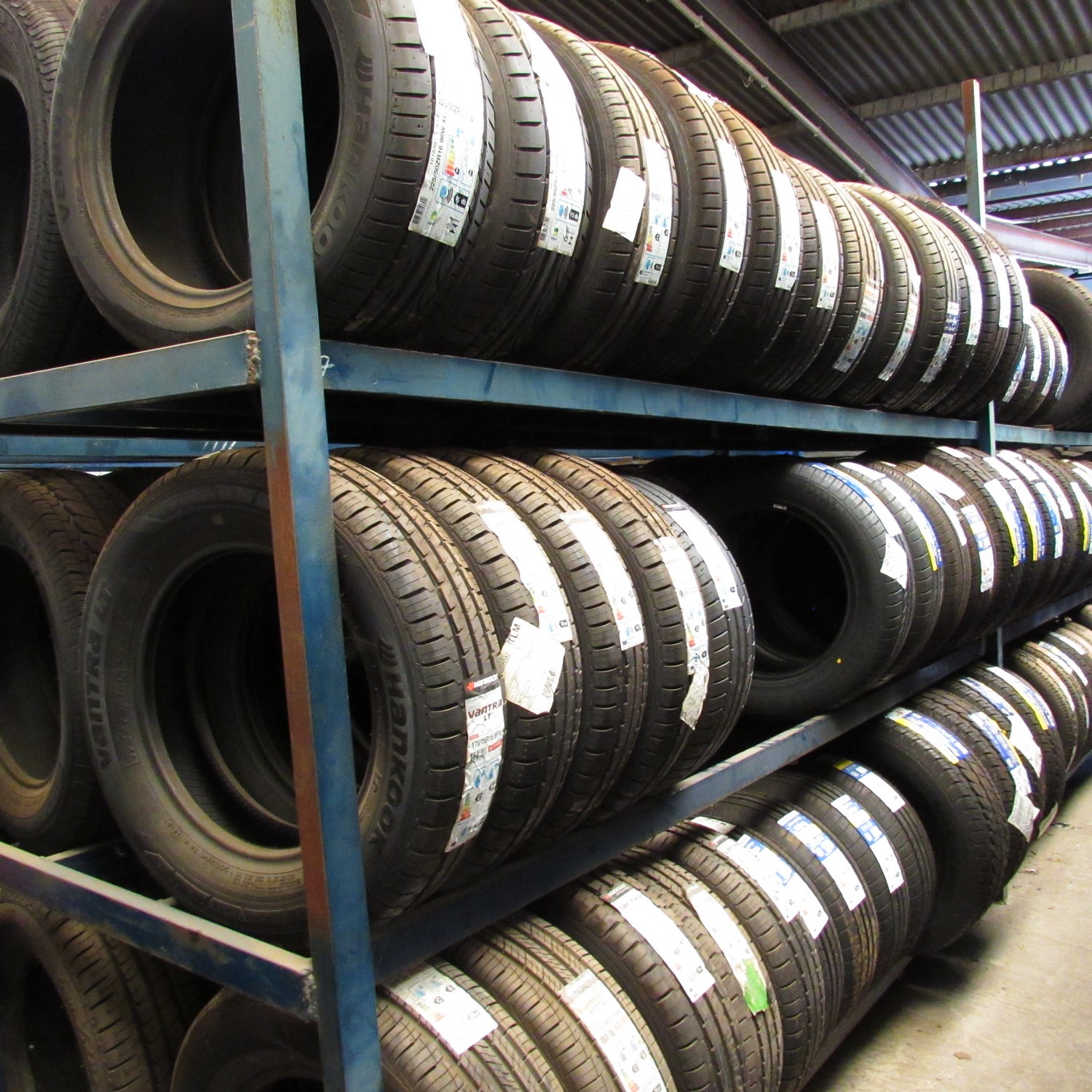 neumaticos-en-don-benito-taller-sala-rcv